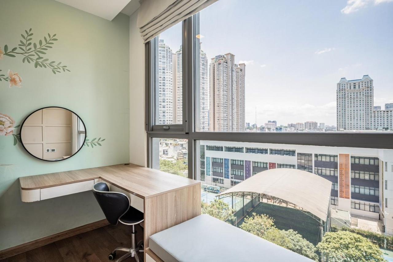 Landmark Vinhomes Tan Cang Ho Chi Minh City Exterior photo