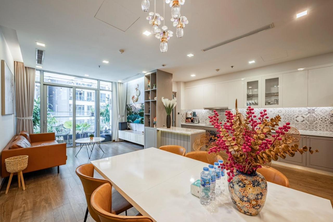 Landmark Vinhomes Tan Cang Ho Chi Minh City Exterior photo